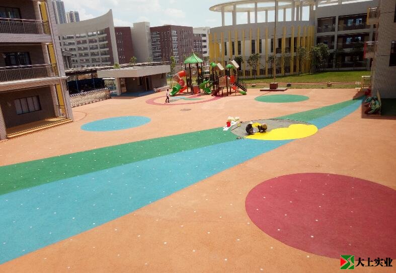 幼兒園室外地坪施工